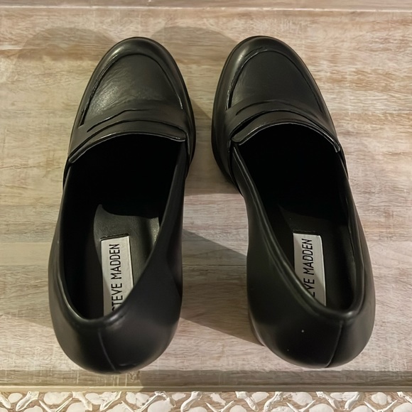 Steve Madden Loafer Block Heels - size 7 - Picture 2 of 6